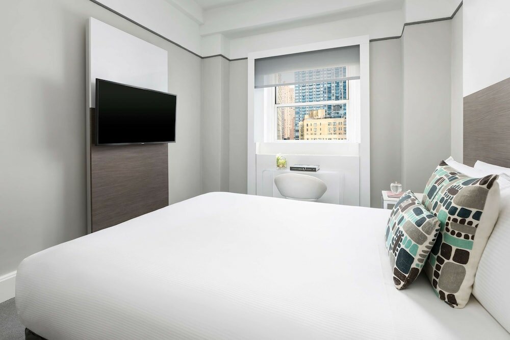 Фото Paramount Times Square