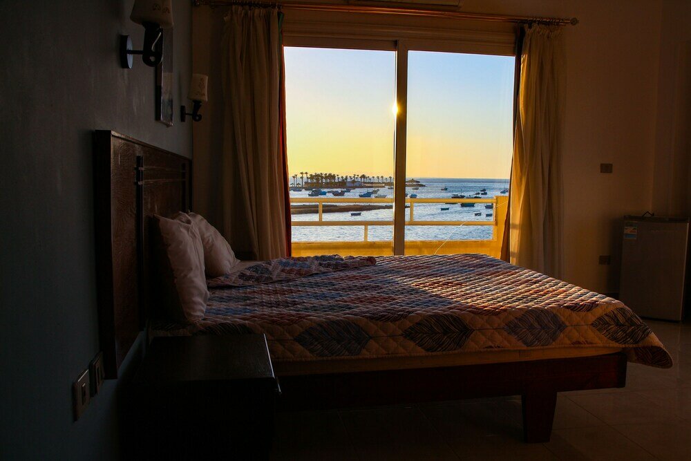 Фото Boulevard Apartment Hotel