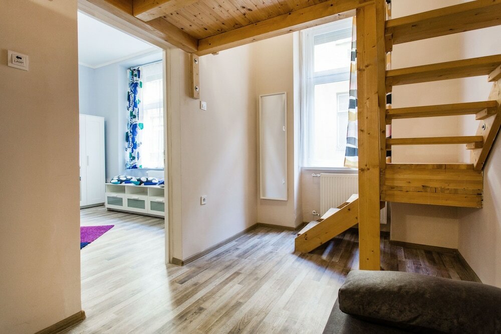 Фото Vorosmarty 73 Apartment