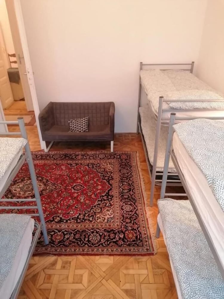 Фото Traffic Hostel