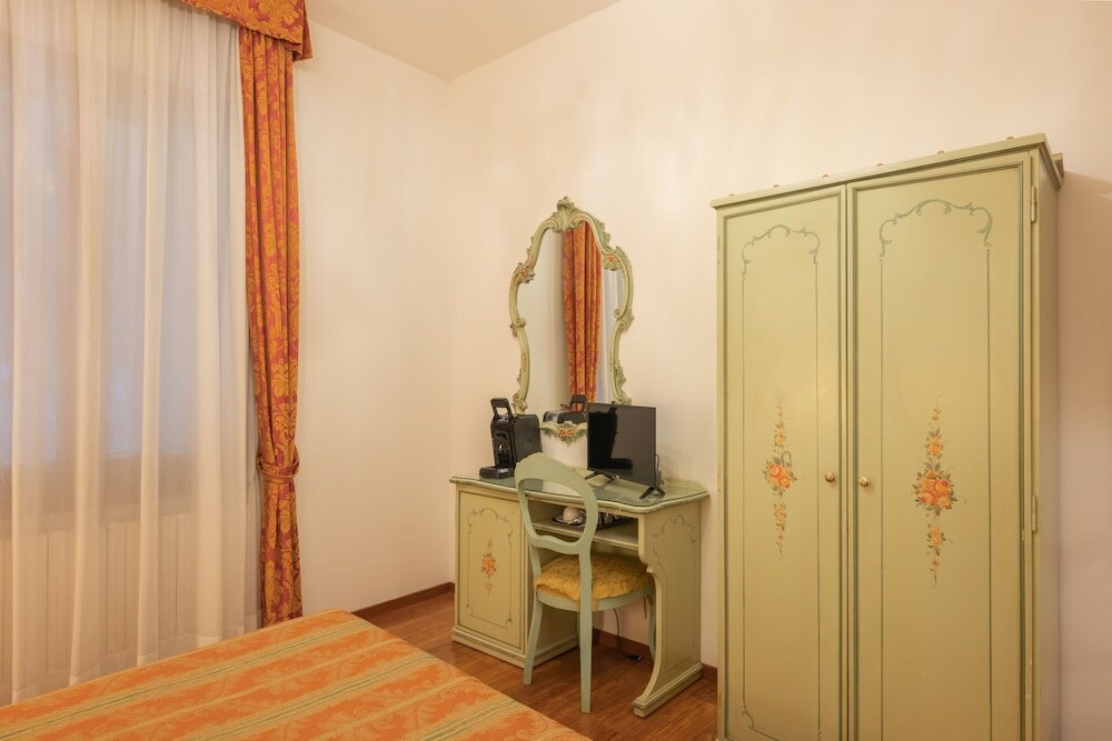 Фото Hotel Al Sotoportego