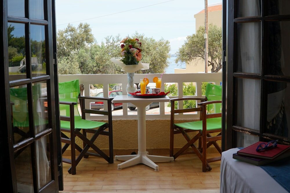 Фото Vasilaras Hotel