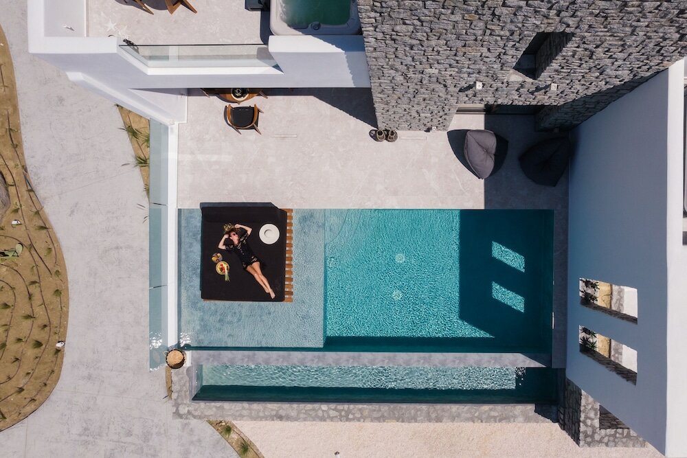 Фото Milestones Naxos Hotel