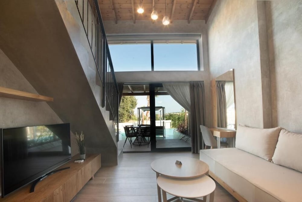 Фото Kallithea Village Hotel