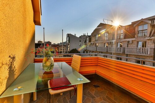 Гостиница Villa Velzon Guesthouse