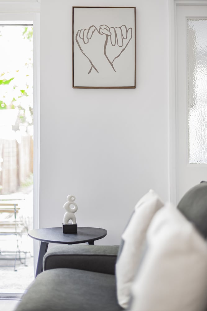 Фото The Neasden Villas