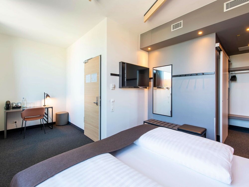 Фото B&b Hotel München-Trudering