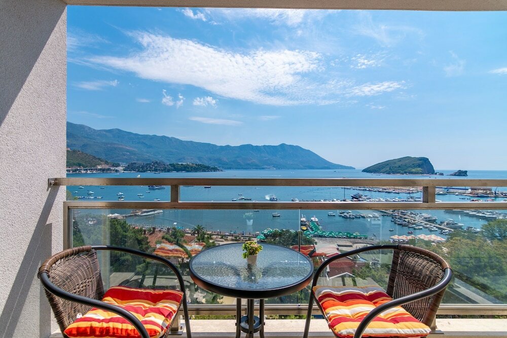 Фото Stay In Budva 1