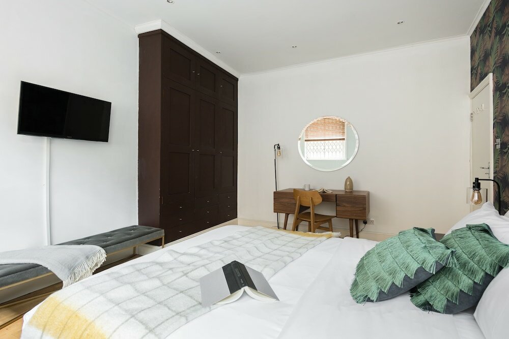 Фото The Bayswater Gardens - Bright & Central 3bdr Home in Bayswater