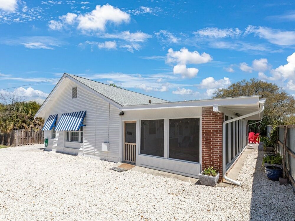 Фото Beach Bum Inn