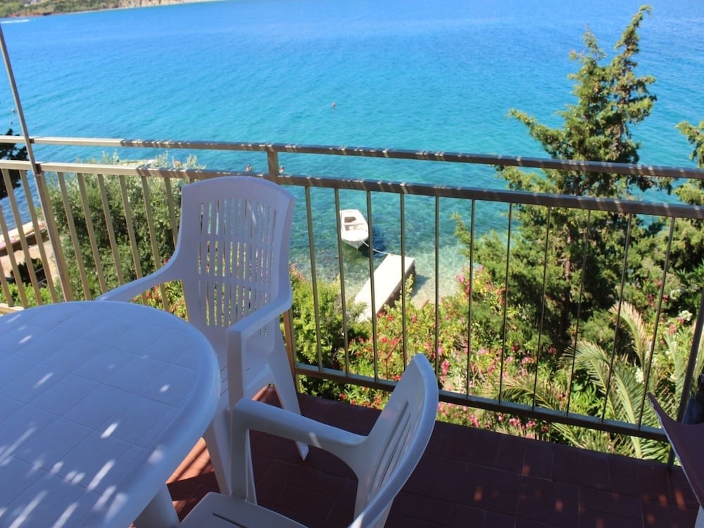 Фото Ljubo - 15m From the sea - A1