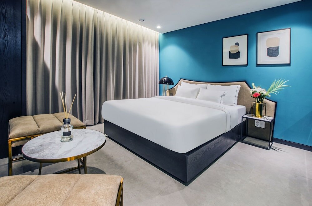 Фото Hotel the Castle Sincheon