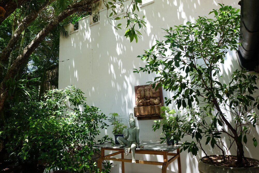 Фото Orchard House