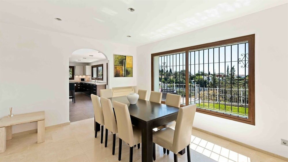 Фото Great Villa Very Close to Best Beach