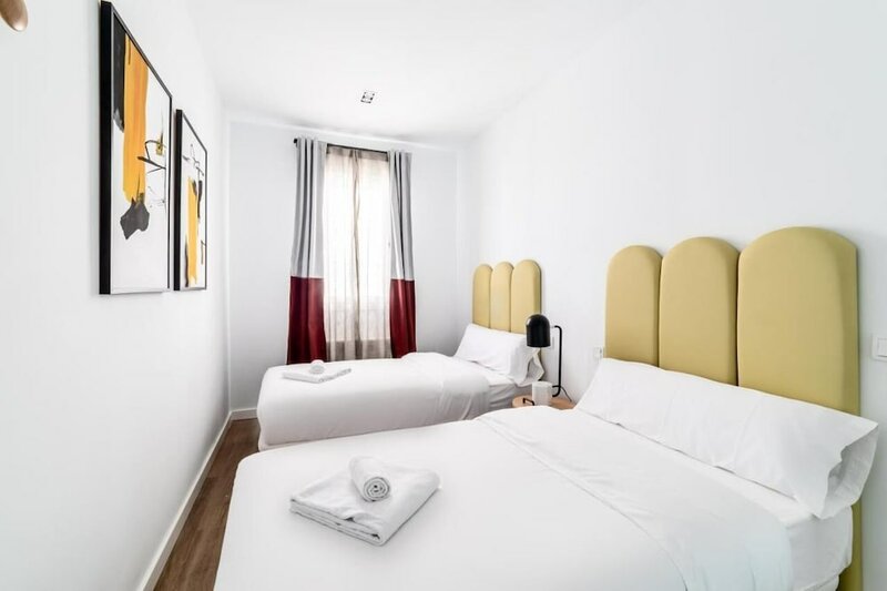 Гостиница Smartrental Madrid Reina Sofia в Мадриде