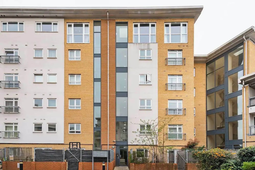 Фото Vibrant & Modern 1bd Flat - Hackney