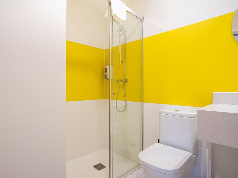 Фото Limehome Haro Calle de la Vega