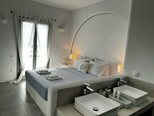Гостиница Alexander Suites