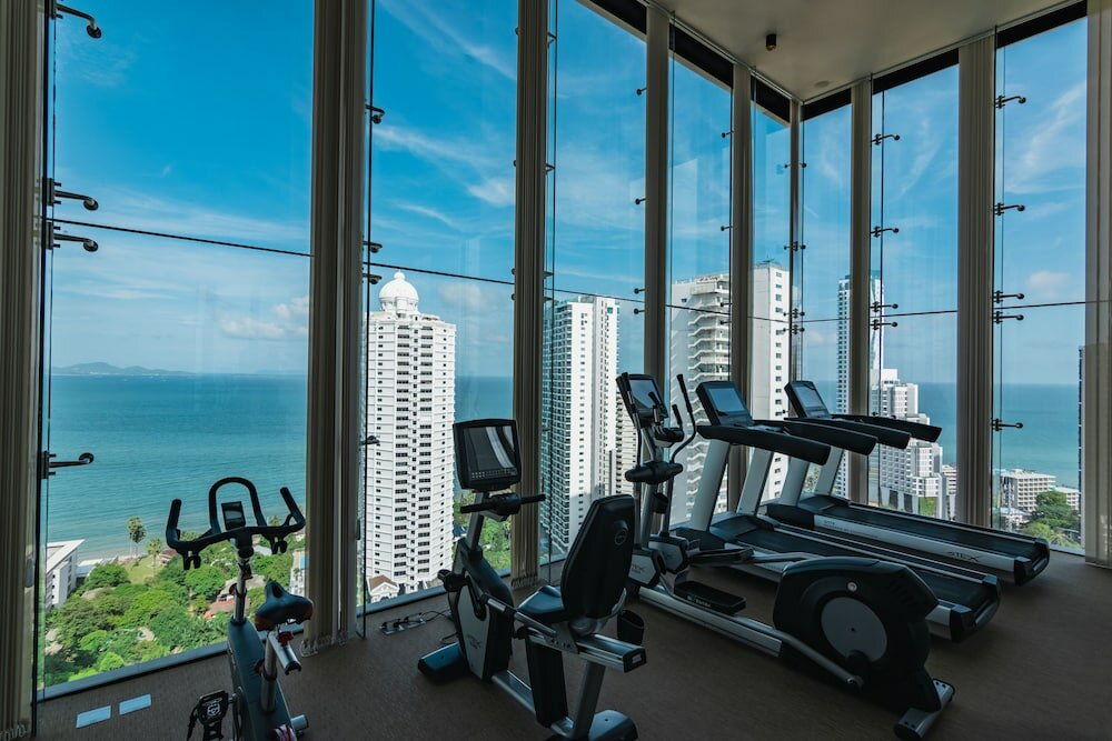 Фото The Riviera Wongamat by Pattaya Holiday