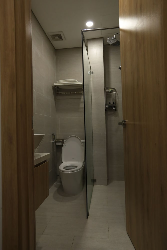 Фото Tourane Apartment & Hotel