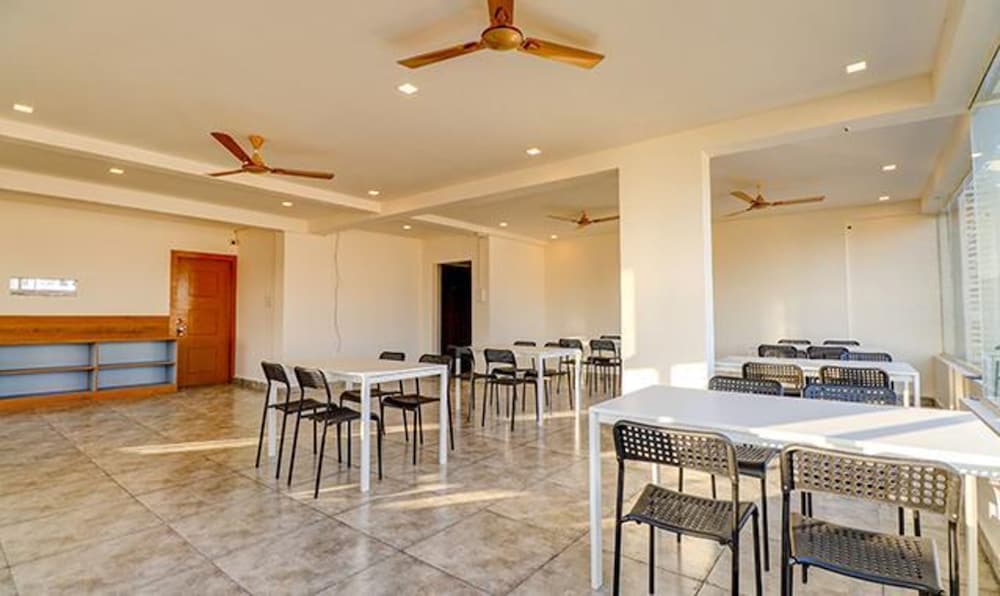 Фото Fabhotel Rotano Grand