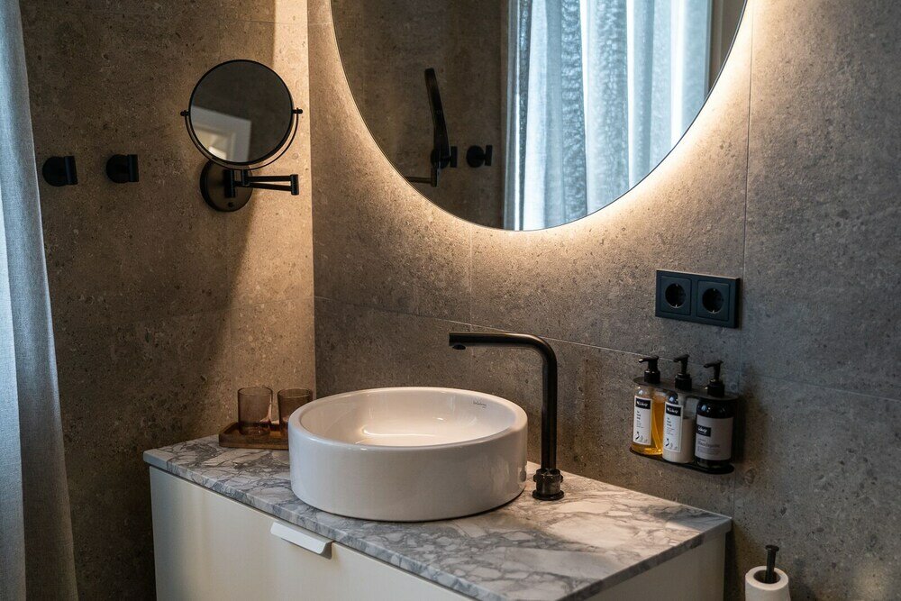 Фото Keflavik Luxury Apartments