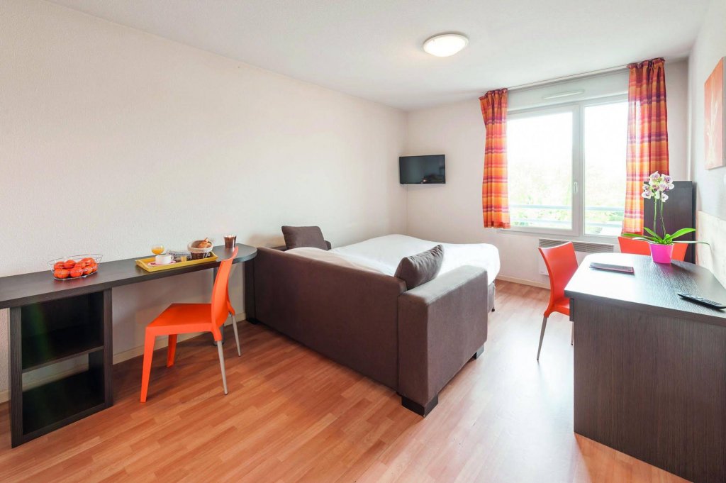 Фото Appart'City Bourg EN Bresse