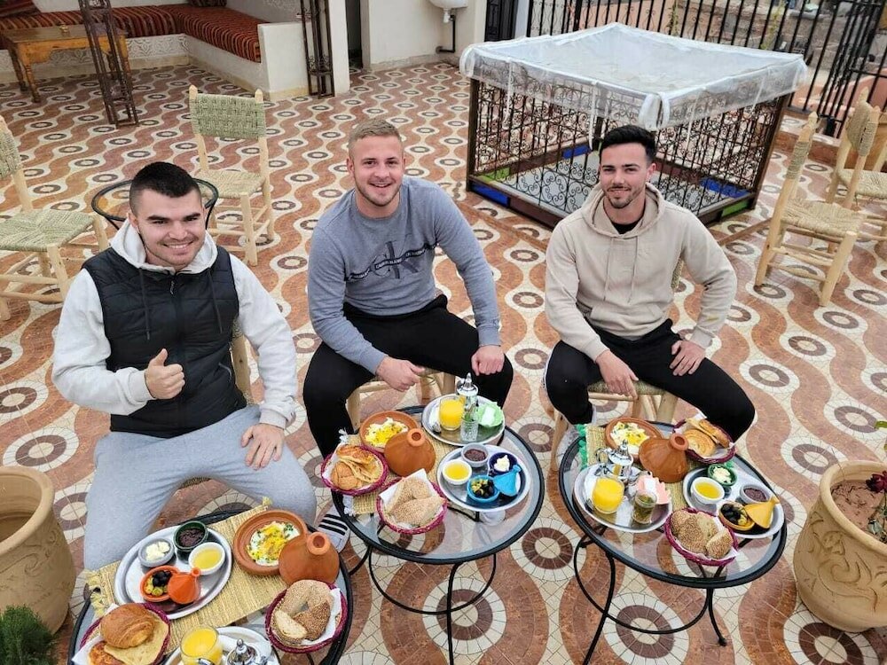 Фото Riad Malayine