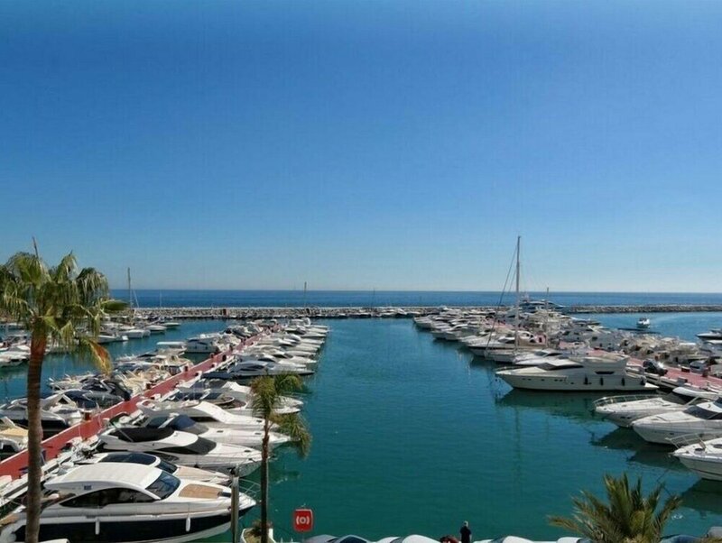 Апартаменты First Line Luxury Penthouse, Puerto Banús, Marbella