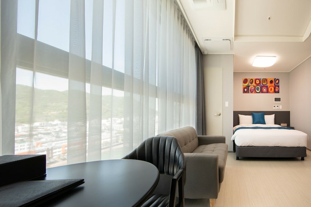 Фото Coopstay Koaroo Yeosu