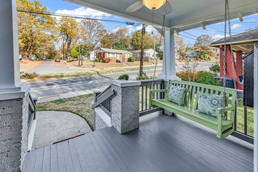 Фото Bright and Modern Close to Everything