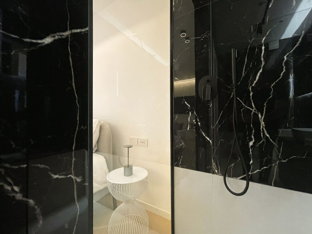 Фото B and G Boutique apt. -heart of Milano- Design District