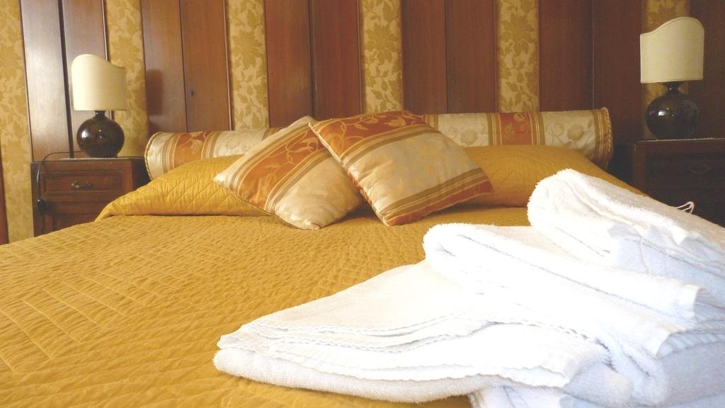 Фото Romulus Rex Bed And Breakfast