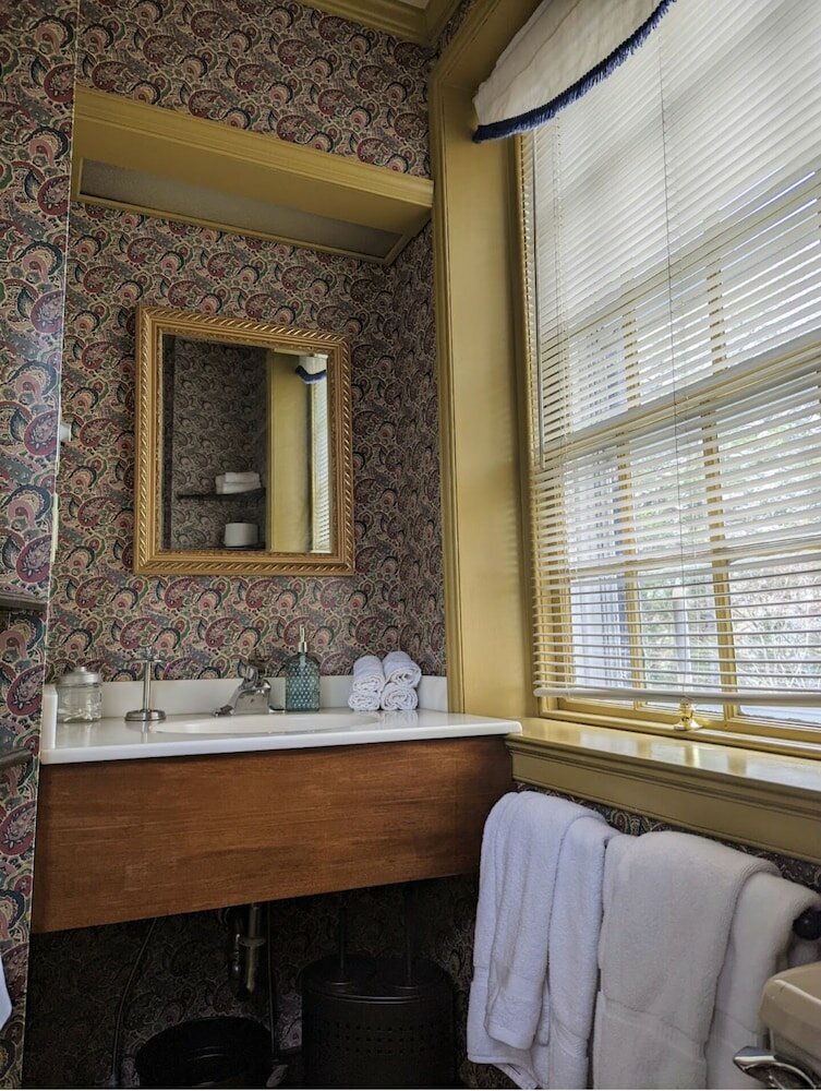 Фото Chanceford Hall Bed & Breakfast