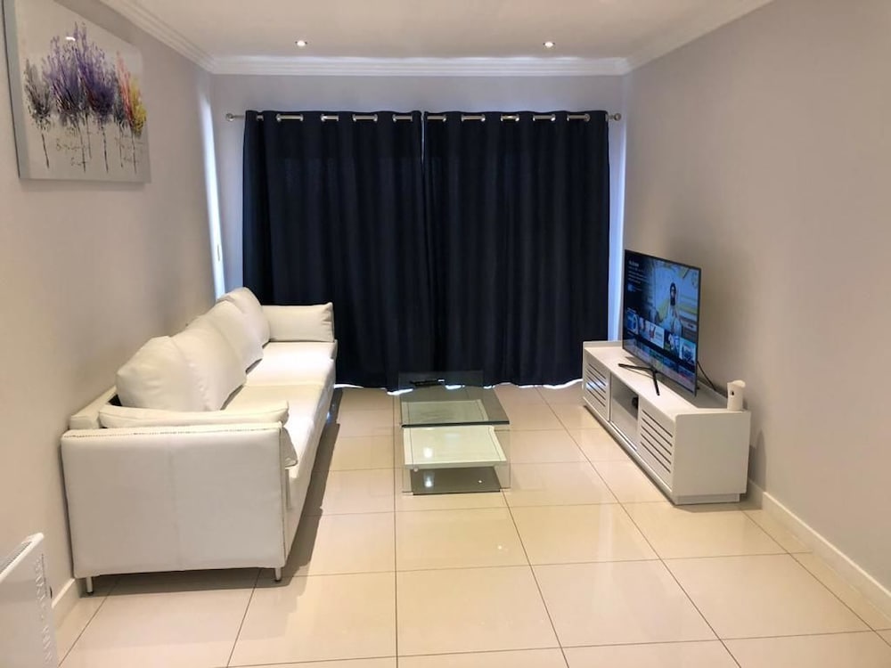 Фото Stunning Apartment in Sandton