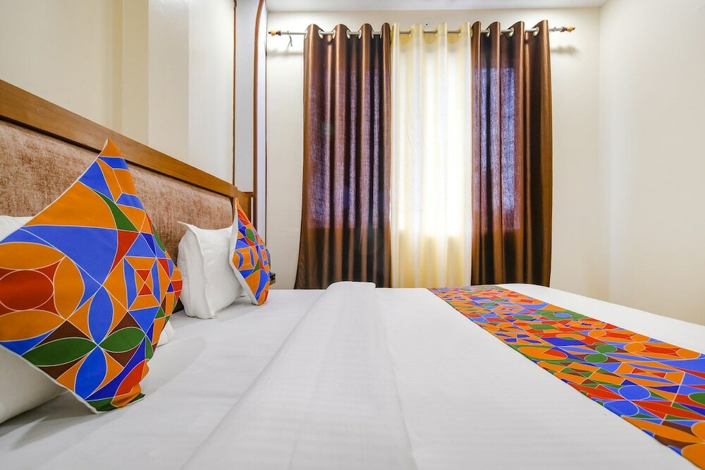 Фото Fabhotel Atharv