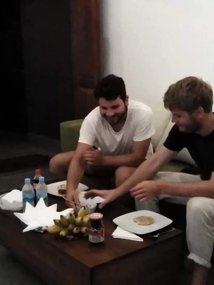 Фото Niluka Stay Home