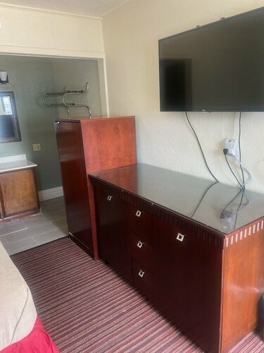 Гостиница The Grand Motel Inn and Suite Louisville