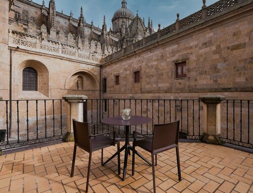 Внешний вид отеля Sercotel Puerta de la Catedral в Саламанке, фото 3