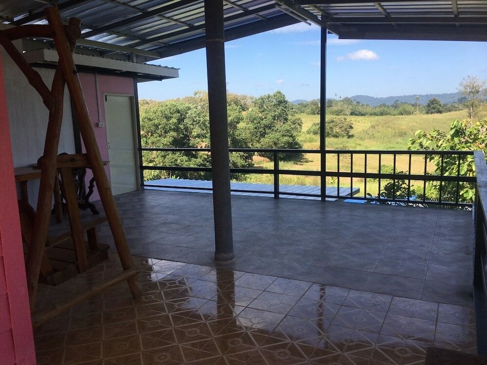 Фото At Trin Khao Kho