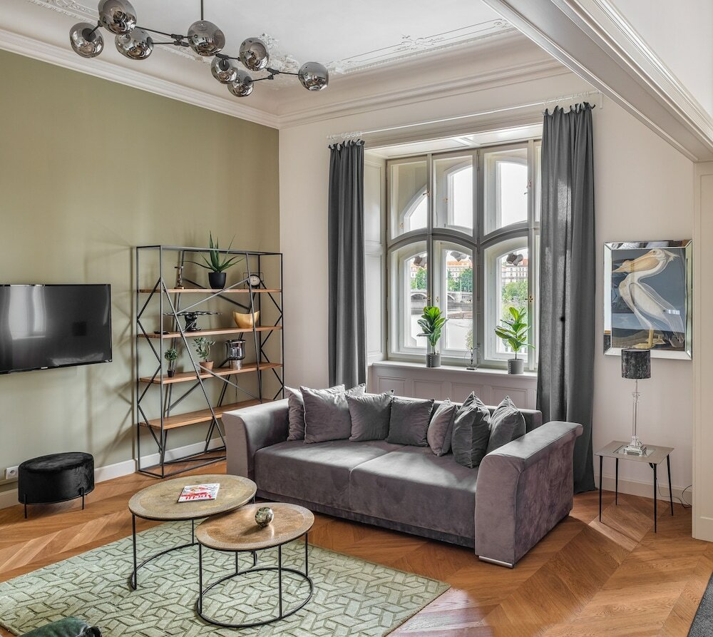 Фото Mn6 Luxury Suites by Adrez Living