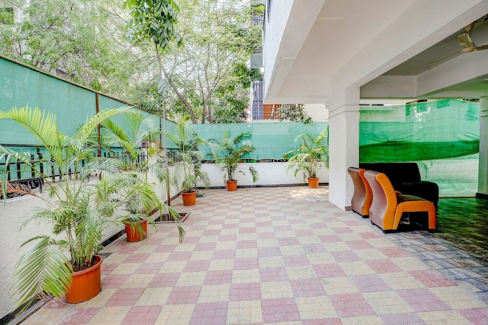 Фото Fabhotel Wakad Villa