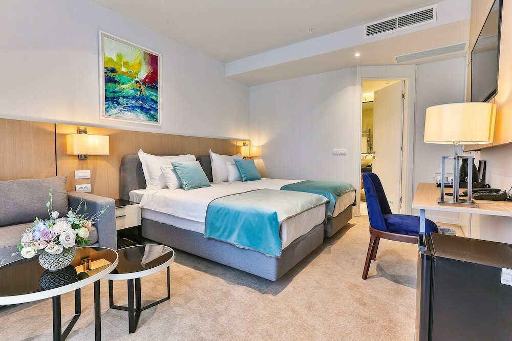 Фото Hotel Square