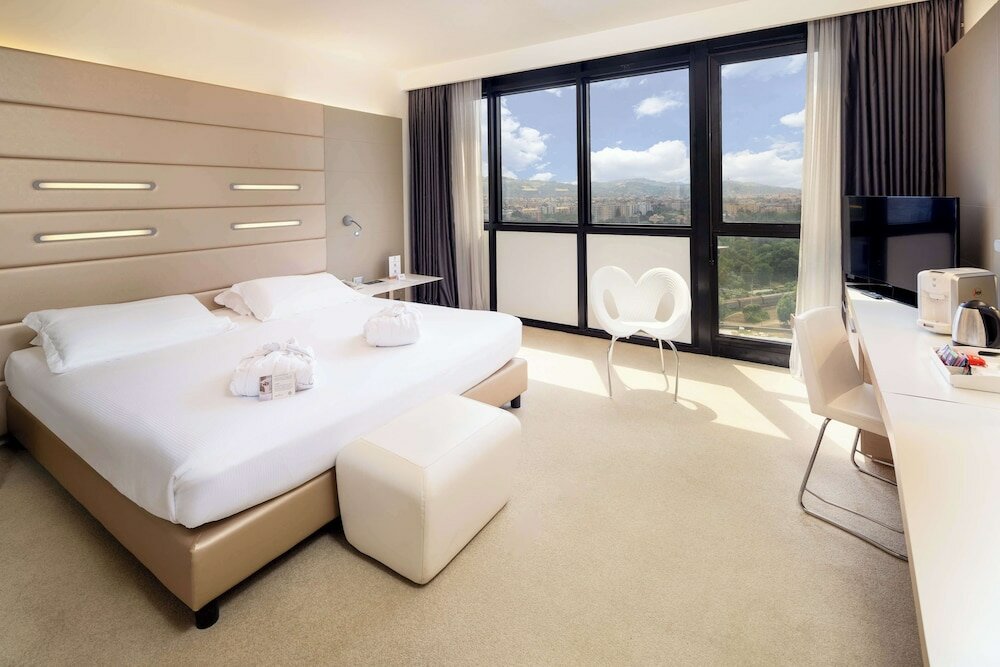 Фото Best Western Plus Tower Hotel Bologna