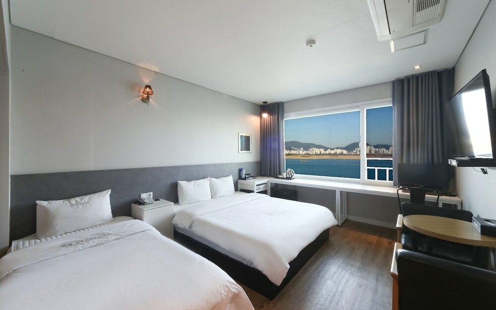 Фото Busan Myeongji Heritage Design Hotel