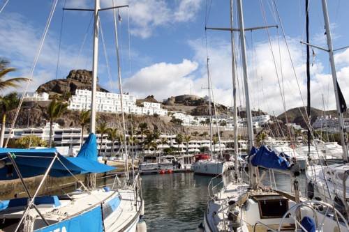 Фото Marina Bayview - Adults Only