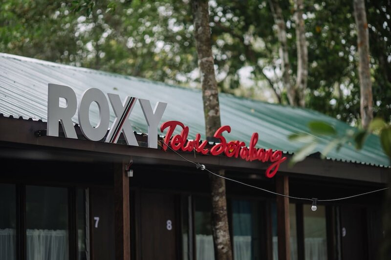 Гостиница Roxy Telok Serabang