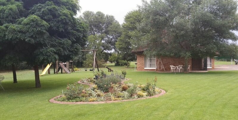 Гостиница The Willow Tree Guest House