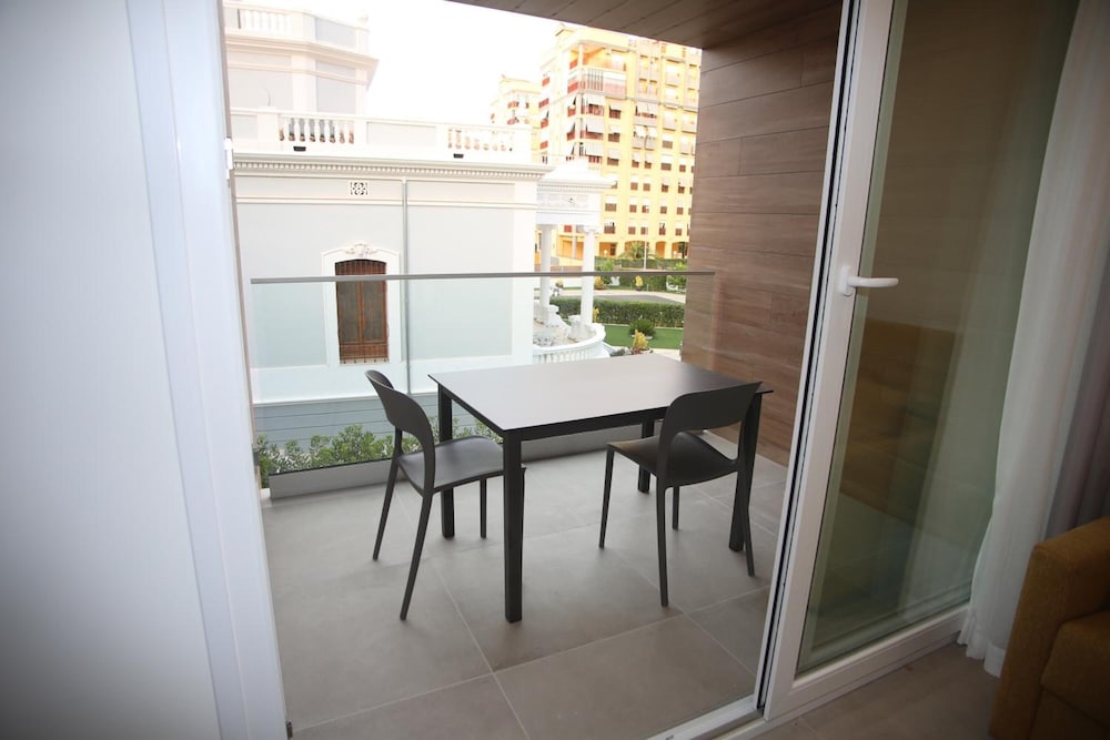 Фото Iberflat Apartamentos los Pinos