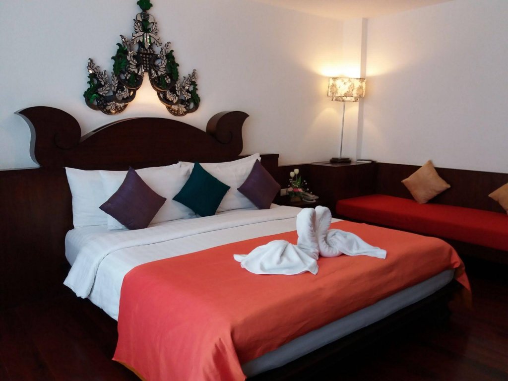 Фото Nicha Suite Hua Hin Hotel